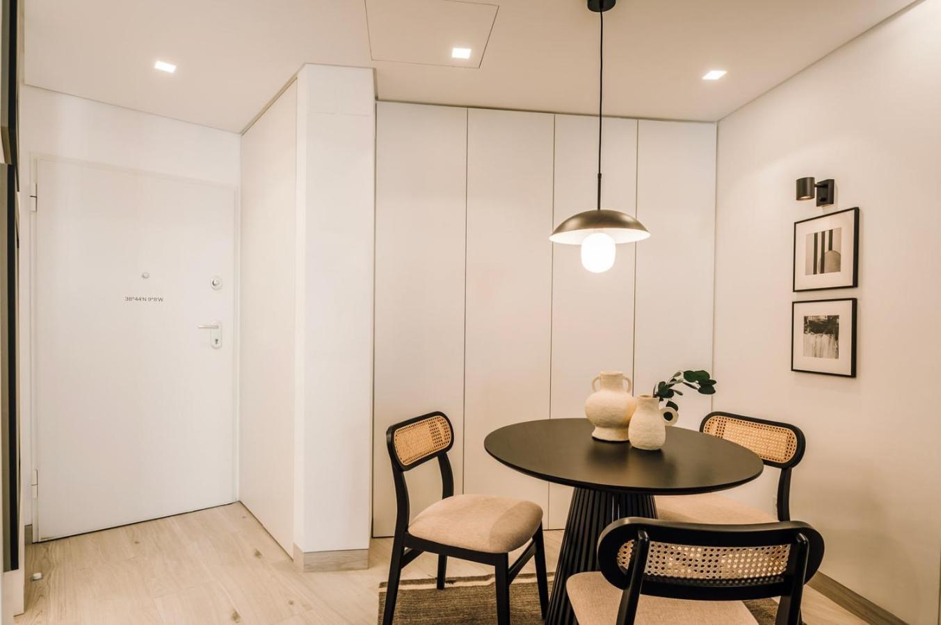 Apartment Figaro - 1 Bedroom And Balcony In Santo Antonio Lisbon