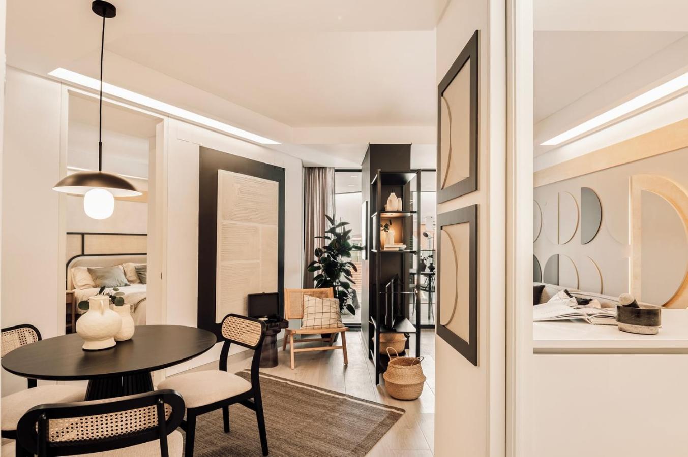 Figaro - 1 Bedroom And Balcony In Santo Antonio Apartment